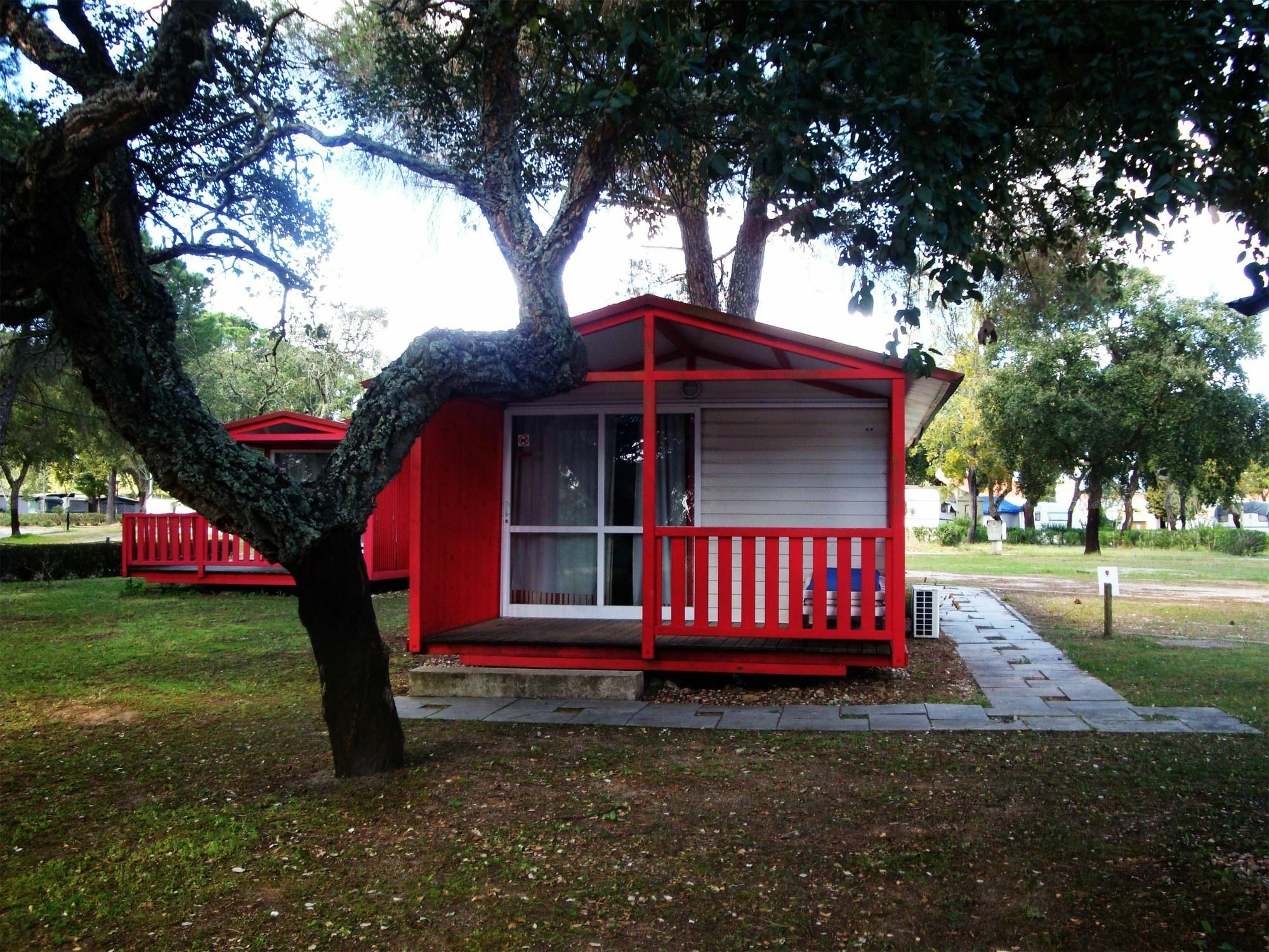 Parque De Campismo Orbitur Montargil Hotel Exterior foto